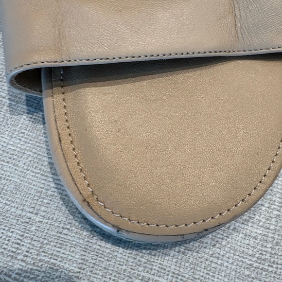 BalenciagaBb Logo Plaque Heeled Mules - Picture 5 of 8